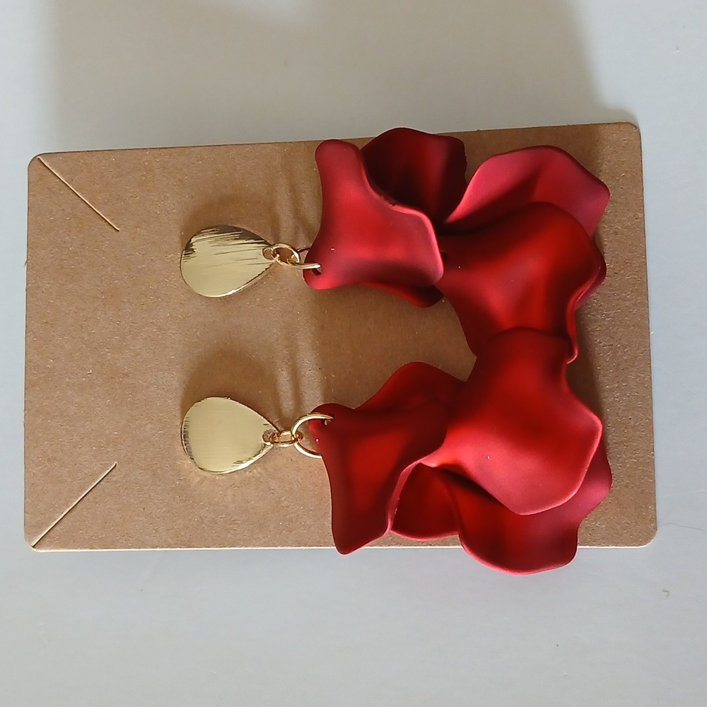 Fashion Jewelry Red and Gold Floral Earrings - Picture 3 of 4